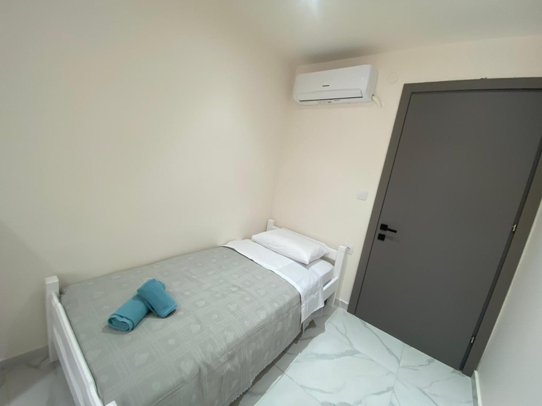 Villa Cemil Alexandroupoli Bagian luar foto